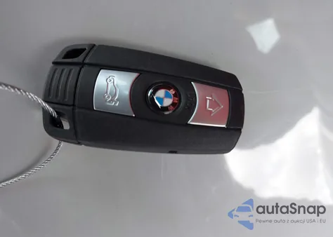 2009 BMW 328I из США, поврежденный, VIN WBAWB33569P136437